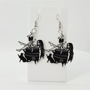 Fashion Witchy Raven Woman Dangle Earrings Acrylic Goth Gothic Drop Earrings